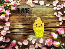 Load image into Gallery viewer, Cuppy cream Bath Bomb