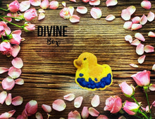 Load image into Gallery viewer, Bubble Duck Bath Bomb