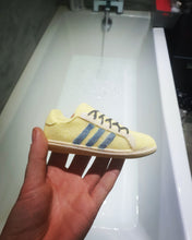 Load image into Gallery viewer, Trainer Bath Bomb