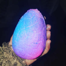 Load image into Gallery viewer, Egg Shaped Bath Bomb