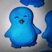 Load image into Gallery viewer, Penguin Bath Bomb