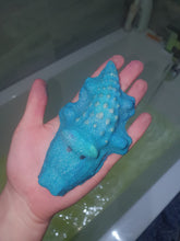 Load image into Gallery viewer, Crocodile Bath Bomb