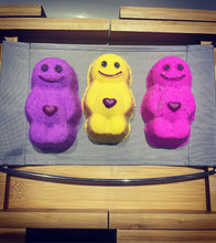 Load image into Gallery viewer, 1 Jelly Baby Bath Bomb