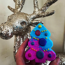 Load image into Gallery viewer, Christmas Tree 1 Bath Bomb