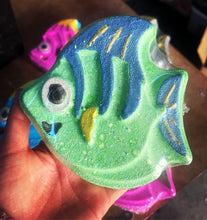 Load image into Gallery viewer, Large Fish Bath Bomb