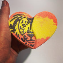 Load image into Gallery viewer, Love Lion Bath Bomb