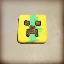 Load image into Gallery viewer, Block Face Bath Bomb