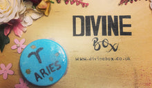 Load image into Gallery viewer, Star sign zodiac bathbombs