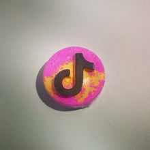 Load image into Gallery viewer, Tik Tok Inspired Music Note Bath Bomb