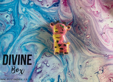 Load image into Gallery viewer, Giraffe Bath Bomb