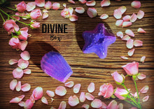 Load image into Gallery viewer, Set of Two Sea Shell Bath Bombs