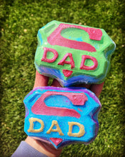 Load image into Gallery viewer, Super Dad Fathers Day Bath Bomb