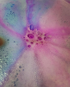 Hetty the hoover bath bomb