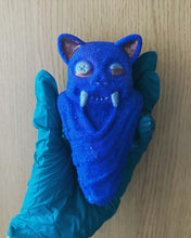 Load image into Gallery viewer, Batty The Bat Bath Bomb
