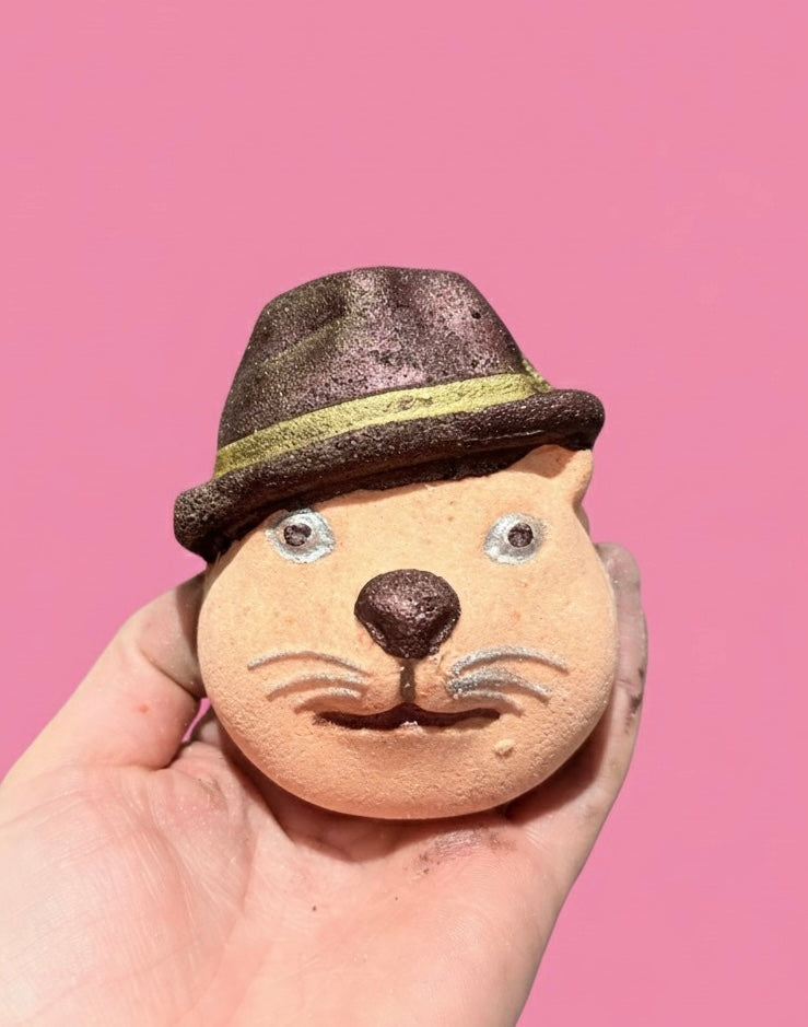 Beaver b-rot bath bomb
