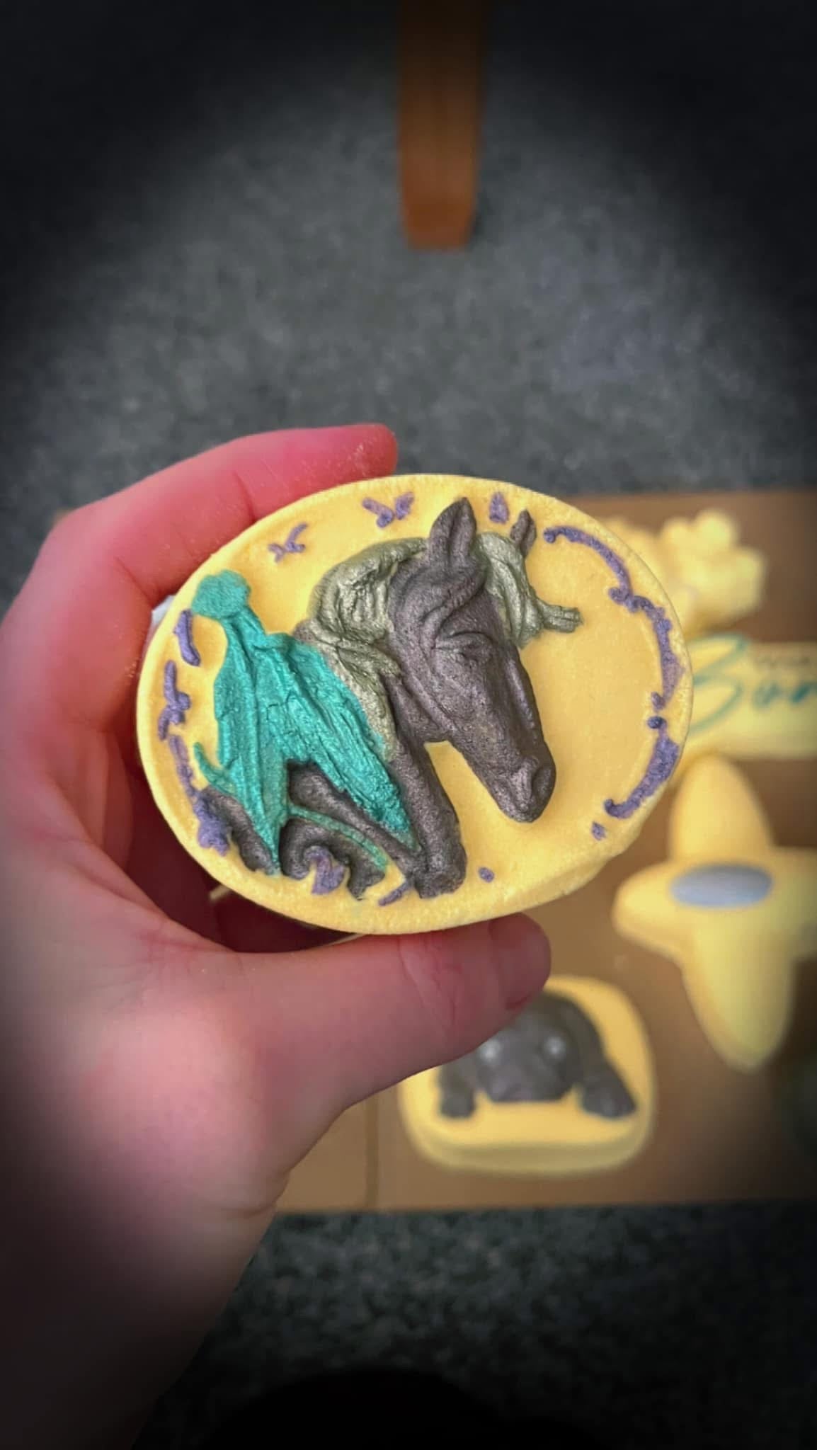 Horse bath bomb