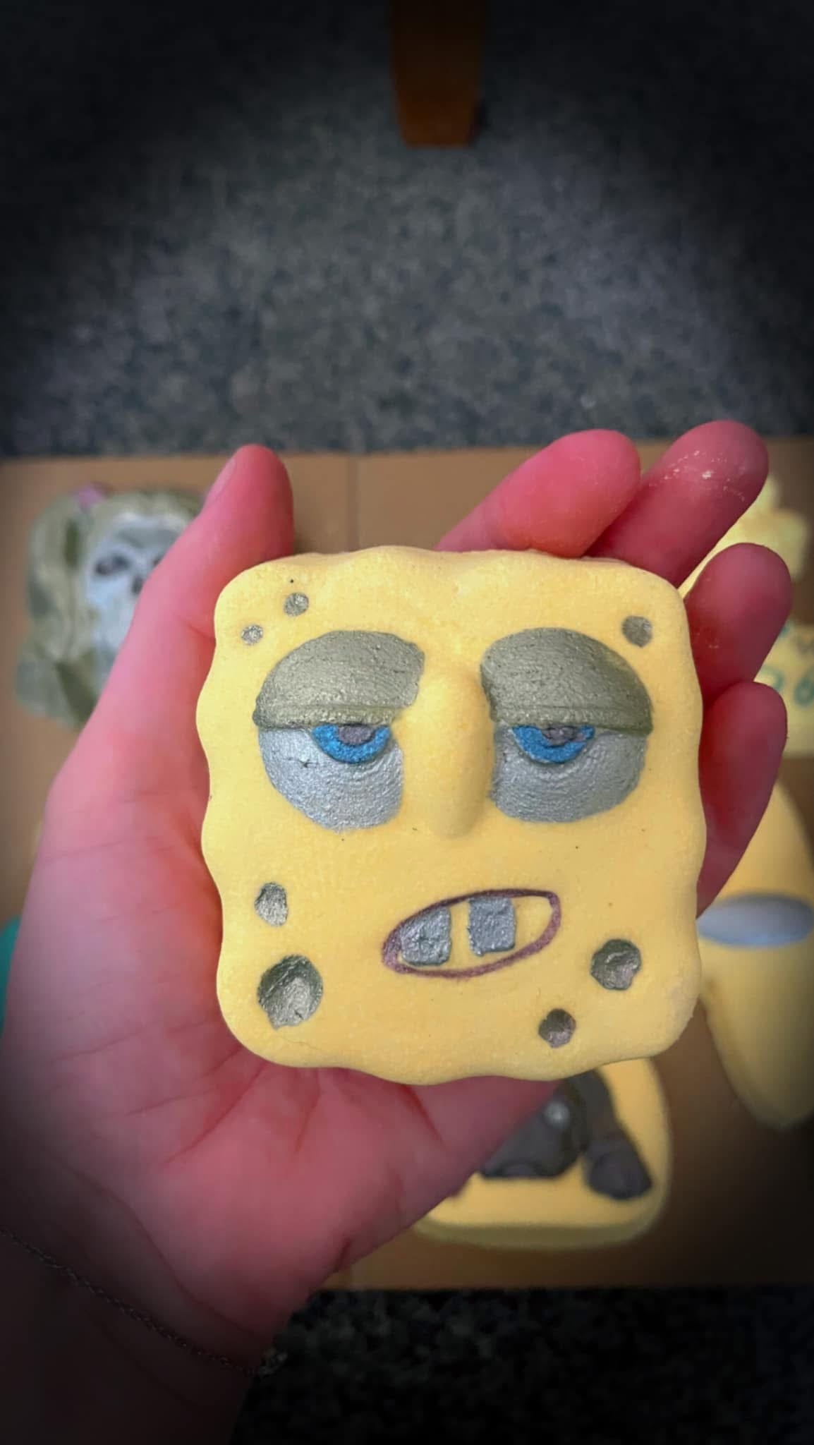 Sponge bath bomb
