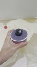 Load and play video in Gallery viewer, Ducky Pot Bath Bomb
