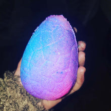 Load image into Gallery viewer, Egg Shaped Bath Bomb
