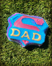 Load image into Gallery viewer, Super Dad Fathers Day Bath Bomb
